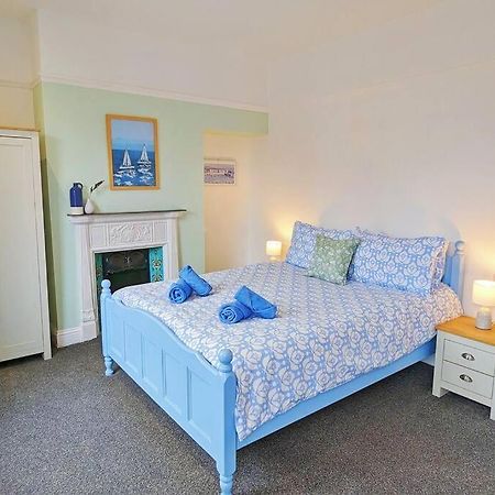 Seaside Escapes - With Relaxing Hot Tub! Villa Scarborough Bagian luar foto